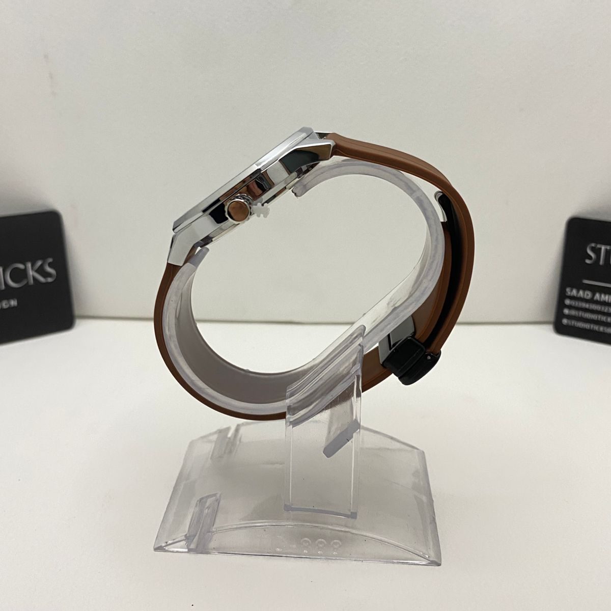 Heryi Brown Dial Casual Watch - Image 3