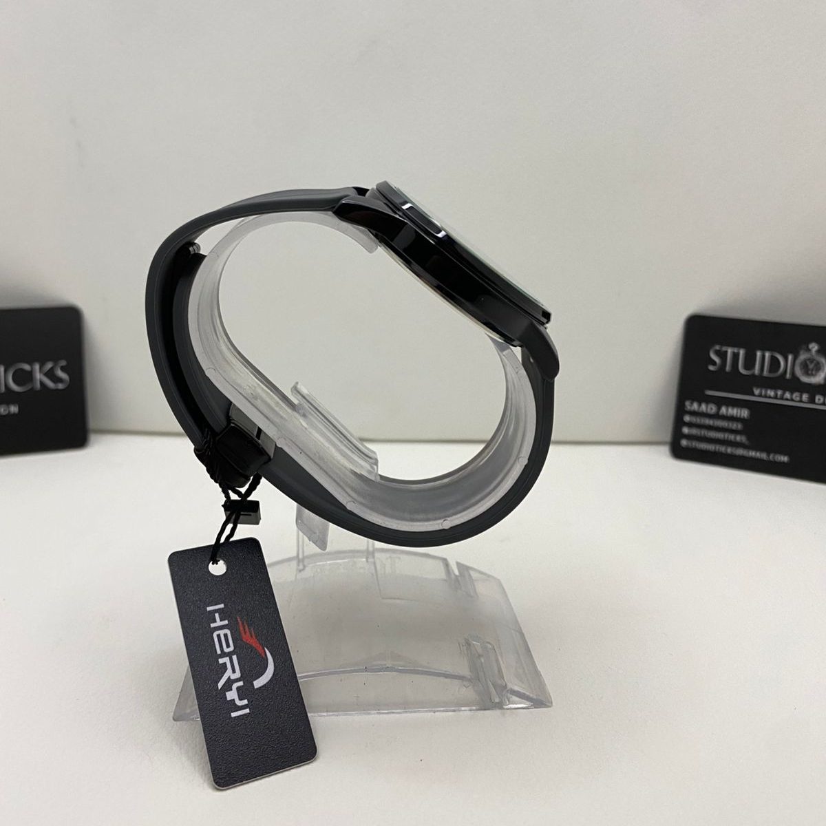 Heryi Black-Grey Analog Watch - Image 3