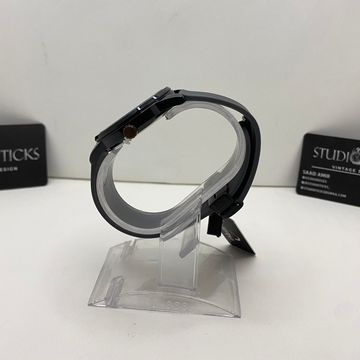 Heryi Black-Grey Analog Watch - Image 2