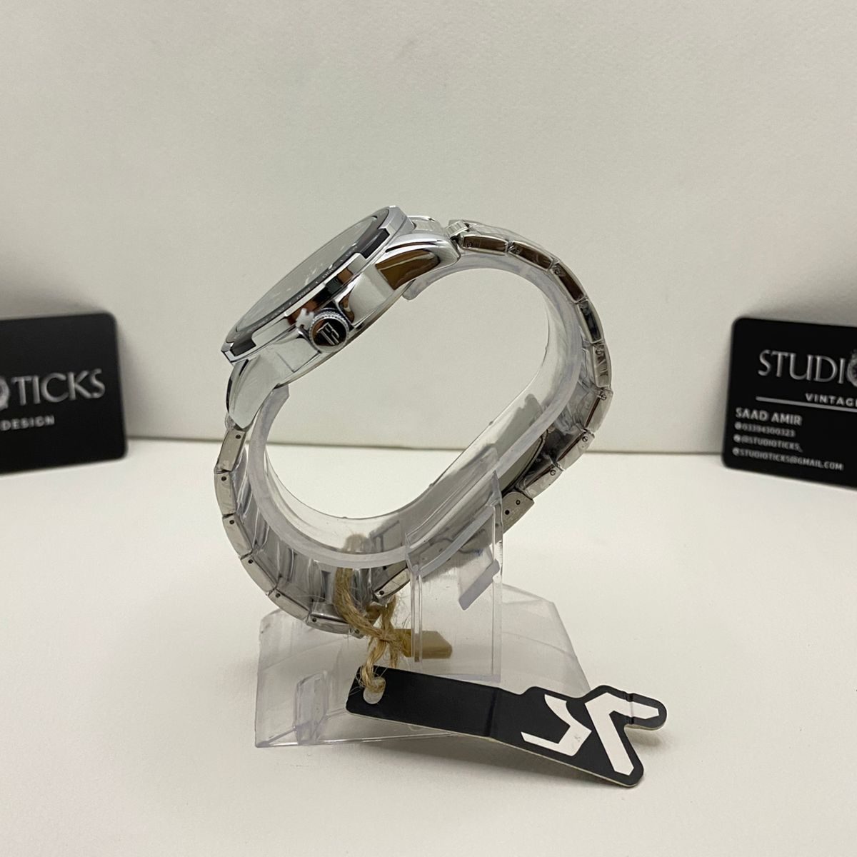 Tubular Stainless Steel Watch - Image 4