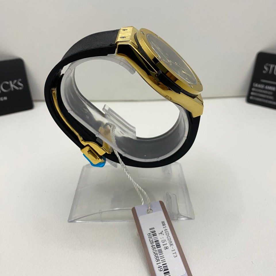 Faleda Gold Quartz Watch - Image 2