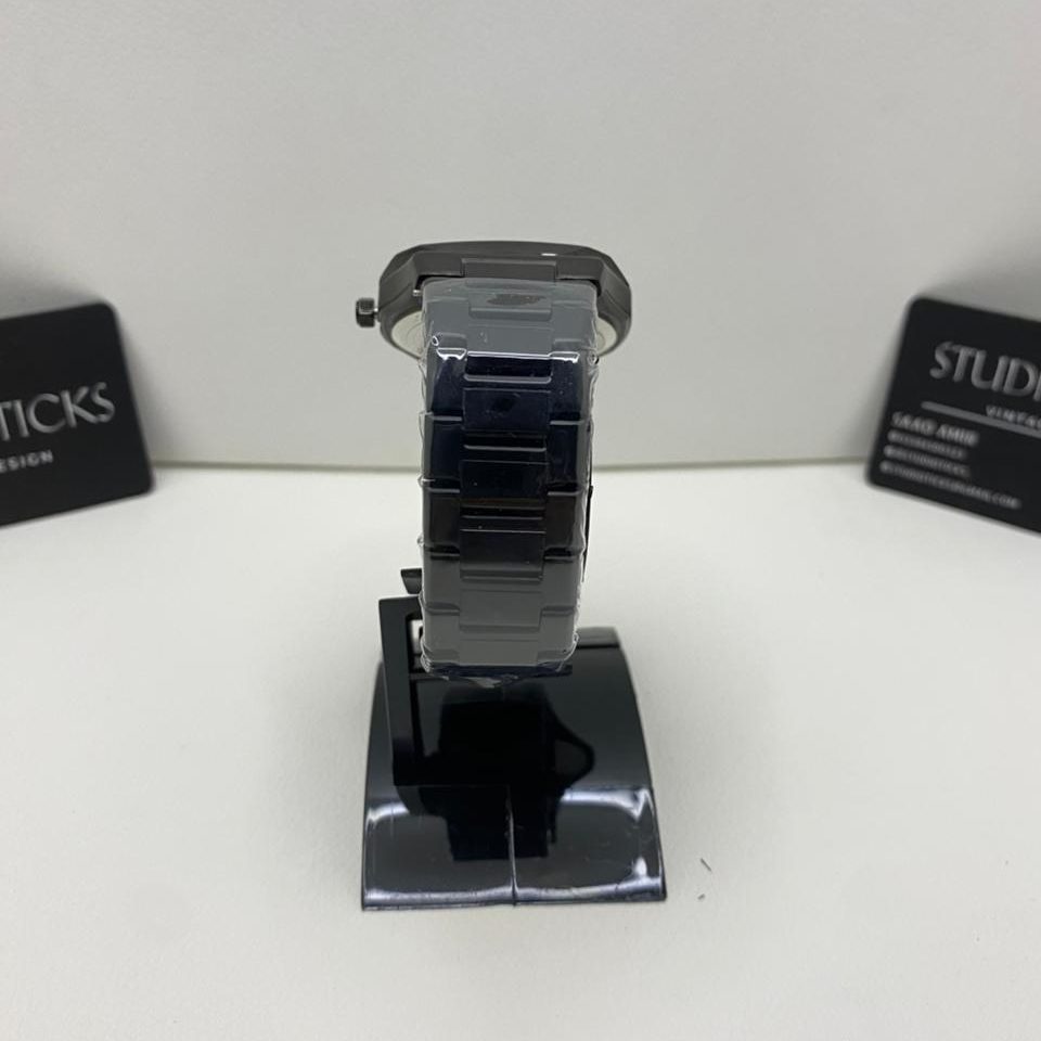 Black Dial Arabic Aura Watch - Image 2